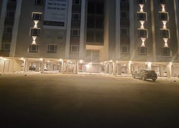 استديو هادئ بسرير ماستر 