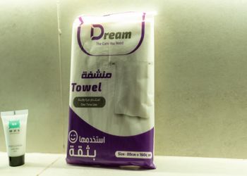 شقة بغرفة نوم وصالة 