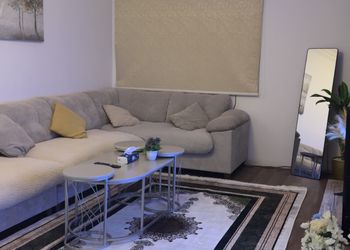  شقة غرفتين وصاله بمدخل خاص