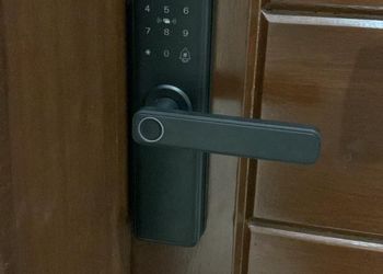 استديو بسرير ماستر وجلسة جانبية