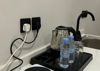 استديو هادئ بسرير ماستر
