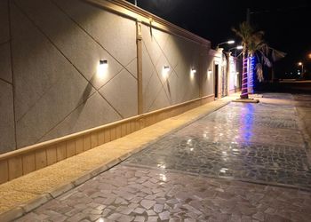 شاليه بجلسات خارجية و ملعب 