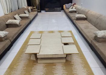 شاليه بصالة مطلة على المسبح 