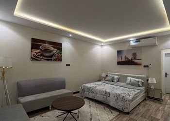 استديو هادئ بسرير ماستر 