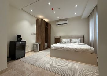 استديو بسرير ماستر وتصميم واسع 