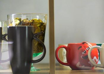 شقة بغرفة معيشة وغرفة نوم 