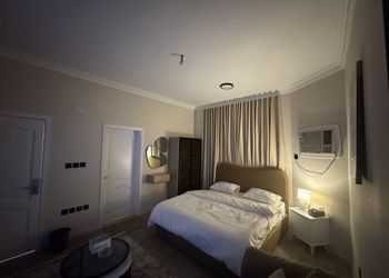 استديو بدخول ذاتي وسرير مريح 