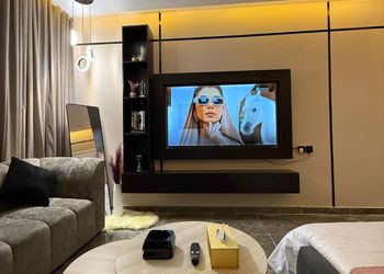 استديو هادئ بسرير ماستر 