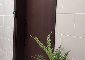 استديو هادئ بسرير ماستر