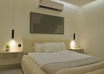 استديو بتصميم أنيق ودخول ذاتي 