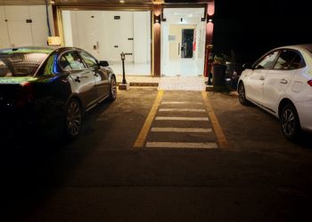 شقة بغرفتين نوم وصالة