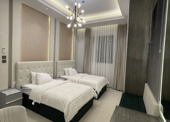 شقه بثلاث غرف نوم بدخول ذاتي
