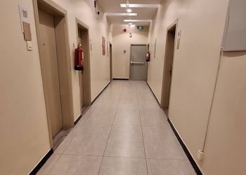 شقة بغرفتين نوم وصالة
