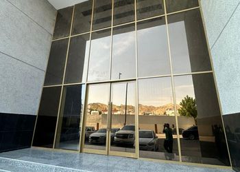 شقة بغرفة نوم وصالة