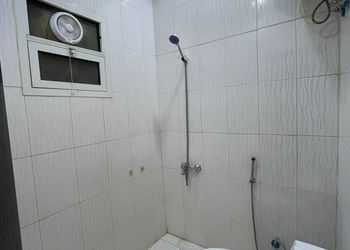 استديو بسرير ماستر وجلسة جانبية