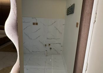 استديو بأثاث مريح وبسيط