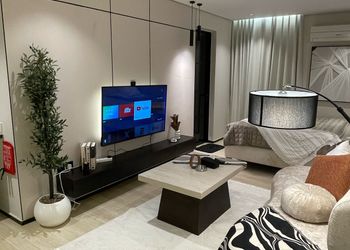 استديو هادئ بسرير ماستر 