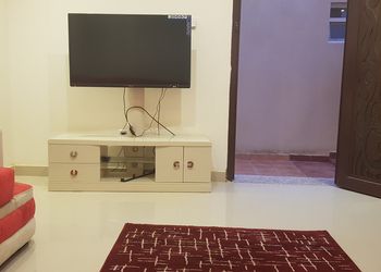 منتجع فندقي بمسطح اخضر