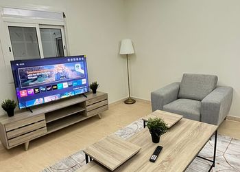 استديو هادئ بسرير ماستر 
