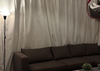 شقة بغرفة ماستر وصالة 