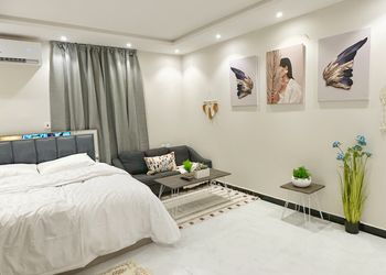 استديو بتصميم انيق ودخول ذاتي