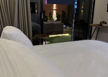 استديو بسرير ماستر ودخول ذاتي