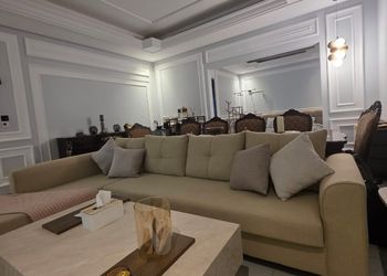 استديو بسرير ماستر وجلسة جانبية 