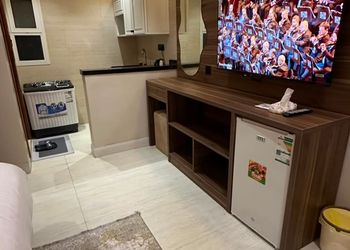 استديو هادئ بسرير ماستر