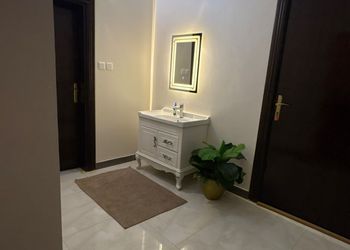 استديو بأثاث مريح وبسيط 