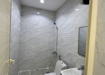 استديو مع حوش خاص بأثاث حديث