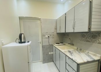 استديو بسرير ماستر و دورة مياه