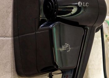 استديو بسرير ماستر وجلسة جانبية 