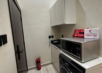 استديو بسرير ماستر ودخول ذاتي