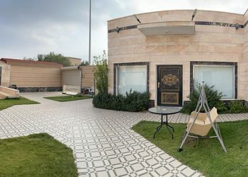 استراحة بألعاب أطفال ومسبح