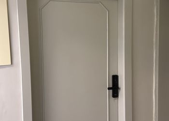 استديو هادئ بسرير ماستر 