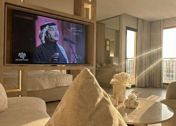استديو هادئ بسرير ماستر 