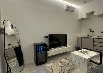 شقة بسرير ماستر 