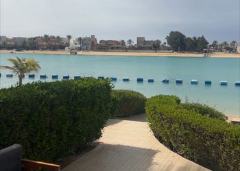 شالية بأربع غرف , وصالة انيقة 