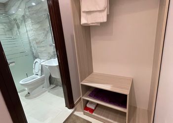 استديو هادئ بسرير ماستر 