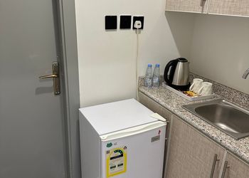استديو بسرير ماستر ودخول ذاتي 