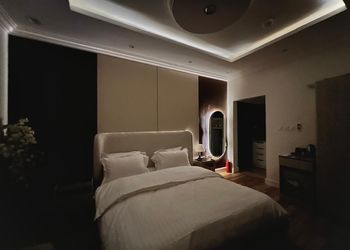 استديو هادئ بسرير ماستر 