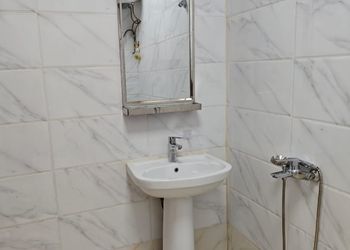 استراحة بغرفه نوم ومجالس