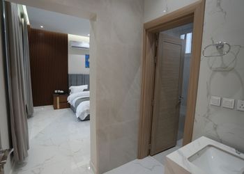 شاليه بمسبح داخلي