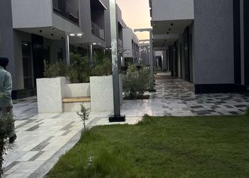 استديو مدمج بمنطقة جلوس واسعة