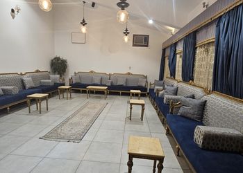 استراحة بجلسة خارجية و مجالس