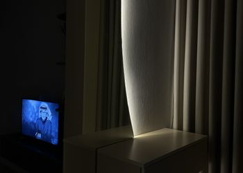 استديو هادئ بدخول ذاتي 