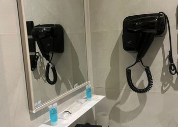 استديو هادئ بسرير ماستر 