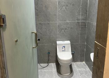 استديو بسرير ماستر  وجلسة جانبية