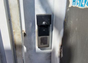 استديو هادئ بأسرة فردية