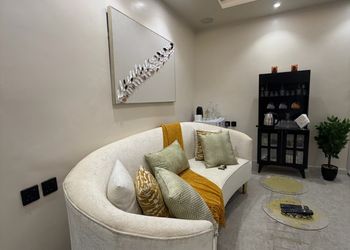 استديو بسرير ماستر